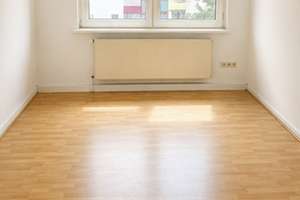 3-Zimmer-Wohnung mit Balkon in Hannover-Vahrenwald – Keplerstr. 6, 30165 Vahrenwald, Hannover – Vorschaubild 2