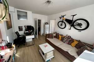 Helle  2-Zimmer-Wohnung mit Einbauküche in ruhiger Seitenstraße des Engelbosteler Damms – Lilienstraße 2, 30167 Nordstadt, Hannover – Vorschaubild 2