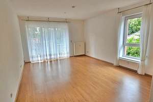 Alt- Stuhr TOP 3 Zi Wohnung mit Sonnenbalkon & Lift im Haus - Modern ruhig u. gepflegt – Die vollständige Adresse der Immobilie erhältst du vom Anbieter., 28816 Bremen – Vorschaubild 3