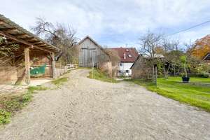 Ein Zuhause mit Seele – saniertes Bauernhaus mit Platz für Familie, Tiere & Träume – Die vollständige Adresse der Immobilie erhältst du vom Anbieter., 87719 Mindelheim – Vorschaubild 42