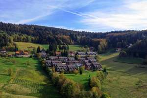 :::Charmantes 1-Zi.-Appartement mit Pool, Sauna & Gartenanteil in Sasbachwalden::: – Terrassenpark 15, 77887 Sasbachwalden – Vorschaubild 11