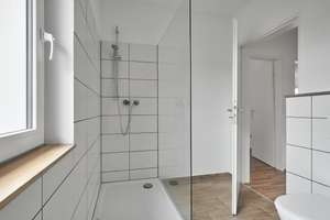 Schönes Wohnhaus mit Ladenfläche in zentraler Lage – Brunhildestraße 20, 61389 Schmitten – Vorschaubild 17