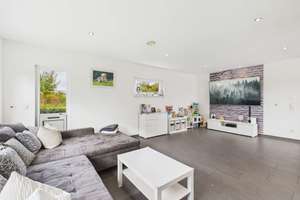 Energieeffizientes Einfamilienhaus im Bauhausstil mit hochwertiger Ausstattung in idyllischer Lage! – Die vollständige Adresse der Immobilie erhältst du vom Anbieter., 93348 Kirchdorf – Vorschaubild 9