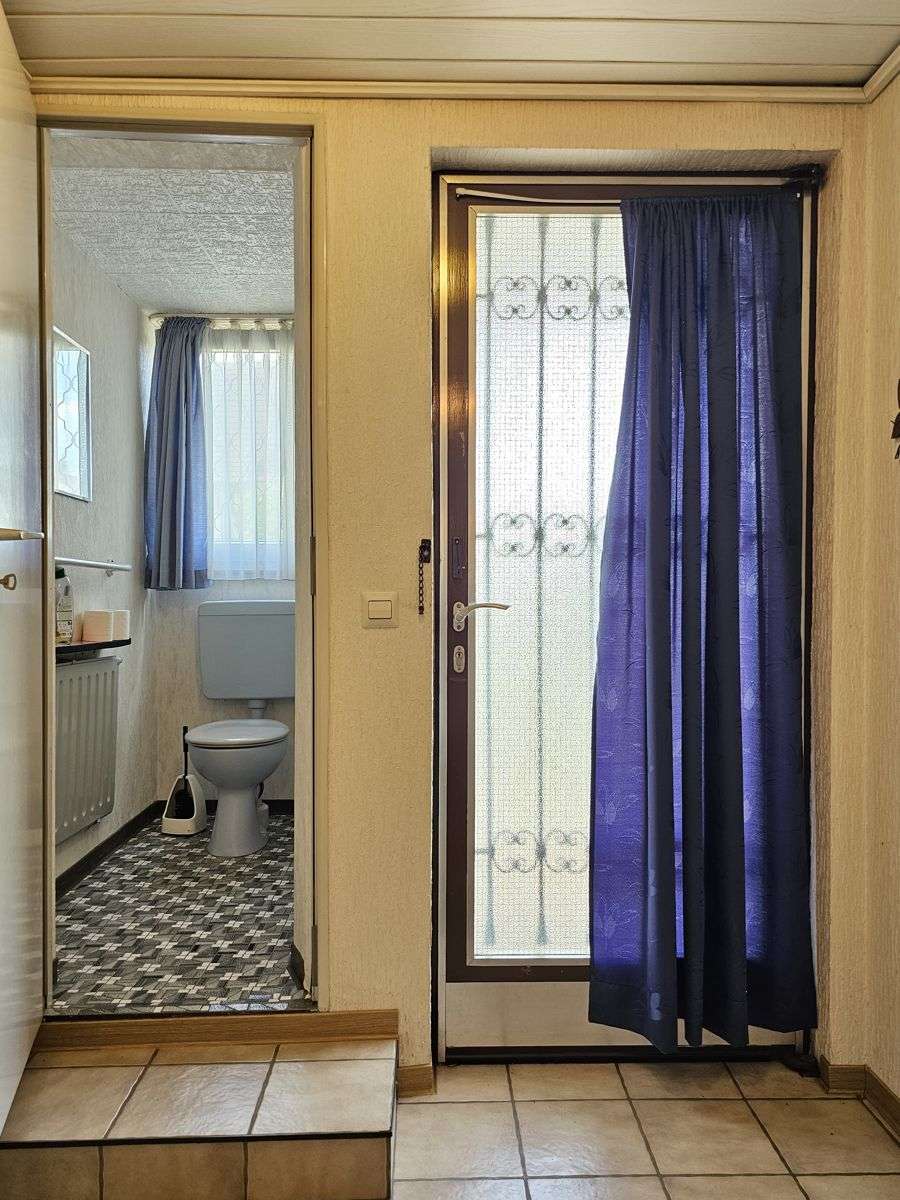 Immobilie in Birkenfeld - **Birkenfeld-Gräfenhausen**2-FH mit Scheune, großer Einfahrt, imposanter Außenanlage und Garten** - Bild 3