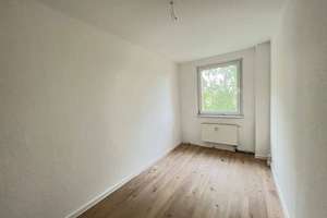 Es wird saniert! Sichere dir jetzt deine neue 4 RW mit Balkon! – Marienthaler Straße 107 b, 8060 Marienthal Ost, Zwickau – Vorschaubild 5