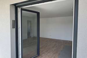 2x Erstbezug | Sonnige 3,5-Zimmer Wohnung | Einbauküche | Balkon | Einzelgarage | KFW55 | ER-Zentrum – Anton-Bruckner-Straße 8, 91052 Röthelheim, Erlangen – Vorschaubild 12