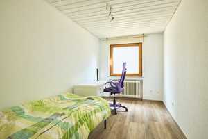 schickes Zweifamilienhaus mit Pool, Garten, Garage uvm. auf der Suche nach einer neuen Familie! – Rems-Murr-Kreis – Vorschaubild 10