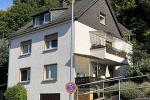 Gepflegtes Dreifamilienwohnhaus mit Blick auf Linz! – Die vollständige Adresse der Immobilie erhältst du vom Anbieter., 53545 Linz am Rhein – Vorschaubild 2