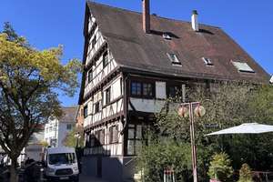 Kulturdenkmal von Rang: Repräsentatives Fachwerkhaus in bester Zentrumslage von Stuttgart-Vaihingen – Rathausplatz 3, 70563 Vaihingen-Mitte, Stuttgart – Vorschaubild 2