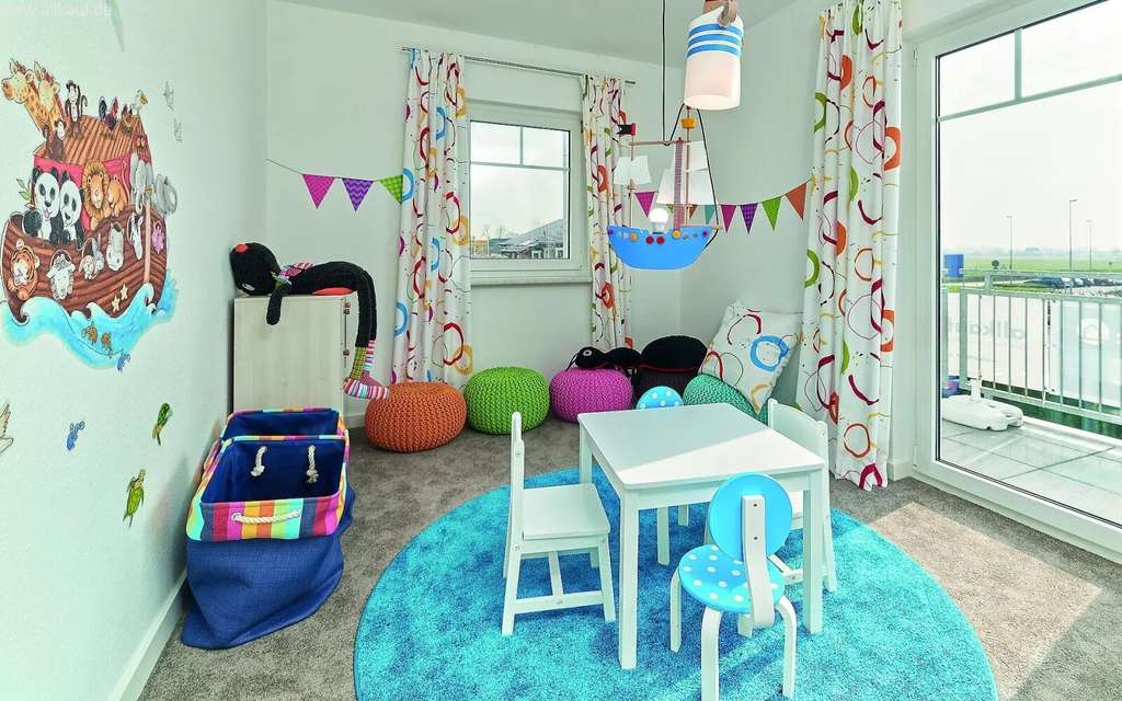 Immobilie in Höttingen - Modernes Mehrgenerationenhaus - flexible Wohnlösungen für Ihre Familie inklusive Baugrundstück - Bild 2