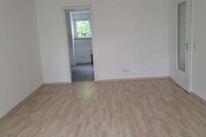Ruhig gelegen: Bezugsfreie 3 Zimmer Wohnung mit eigenem Garten! – Die vollständige Adresse der Immobilie erhältst du vom Anbieter., 4178 Böhlitz-Ehrenberg, Leipzig – Vorschaubild 3