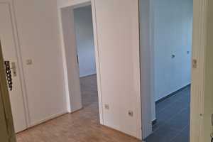 Schöne und vollständig renovierte 2-Raum-Wohnung mit Balkon in Essen – Kleine Lenbachstraße 7, 45147 Essen – Vorschaubild 10