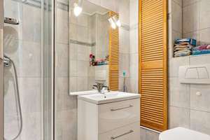 Viel Platz zum Leben: 5-Zimmer-Wohnung mit Balkon u. Stellplatz in RS-Lüttringhausen – Die vollständige Adresse der Immobilie erhältst du vom Anbieter., 42899 Dörrenberg, Remscheid – Vorschaubild 11