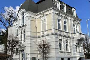 3-4 Zimmer Wohnung in stilvoller Altbauvilla in Solingen-Mitte
