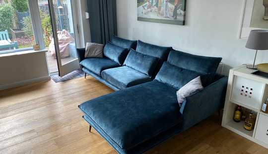 Bild von Charmantes & modernisiertes Endreihenhaus mit Wintergarten, PV-Anlage und direktem Zugang ins Grüne