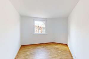 Familienfreundliche 4-Zimmer-Wohnung mit Loggia und zwei Bädern – Happelstraße 45, 74074 Heilbronn, Heilbronn – Vorschaubild 9