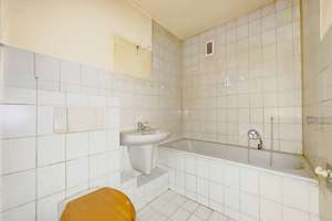 Geräumige Vier-Zimmer-Wohnung – Die vollständige Adresse der Immobilie erhältst du vom Anbieter., 28197 Woltmershausen (Ortsteil), Bremen – Vorschaubild 11