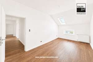 Charmante 4-Zimmer Dachgeschosswohnung am beliebten Frankenplatz in Düsseldorf Derendorf