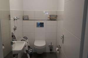 Familienfreundliche 4-Zimmer-Wohnung in Rheinnähe – Mainstr. 5, 51149 Westhoven, Köln – Vorschaubild 10