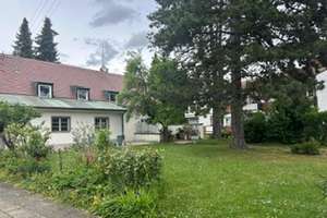 Wohnen mit Charakter: Großzügiges Haus im Haus in Pasing
