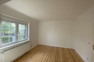 Großzügiges Einfamilienhaus in Berlin-Kaulsdorf – Die vollständige Adresse der Immobilie erhältst du vom Anbieter., 12621 Kaulsdorf, Berlin – Vorschaubild 9