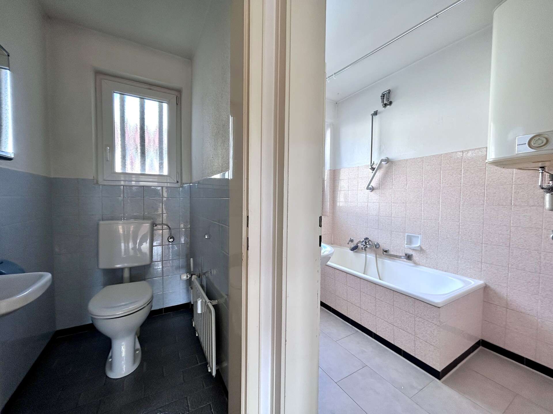 Immobilie in Ebersbach an der Fils - Helle 4-Zimmer Wohnung mit großem Südbalkon, Einbauküche, Garage und reichlich Stauraum - Bild 1