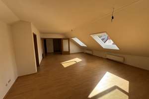 Perfekt für Eigennutzer oder als attraktive Kapitalanlage attraktive 3-Zimmer-Dachgeschosswohnung. – Die vollständige Adresse der Immobilie erhältst du vom Anbieter., 75015 Bretten – Vorschaubild 9