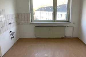 Mitten drin statt nur dabei: praktische 2-Zimmer-Wohnung – Bismarckstr. 22, 45888 Gelsenkirchen – Vorschaubild 3