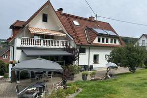 Wunderschönes Zweifamilienhaus mit wunderschöner Aussicht. – Zur Malsch 4, 57087 Siegen – Vorschaubild 4