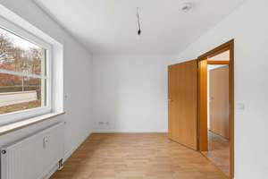 Frisch sanierte 2-Zimmer Wohnung mit Terrasse in Regensburger Toplage! – Die vollständige Adresse der Immobilie erhältst du vom Anbieter., 93053 Galgenberg, Regensburg – Vorschaubild 6