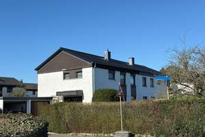 🏡  Provisionsfrei - EFH-Gefühl in Pulheim: 131 m² DHH mit 692 m² Grundstück & 2 Garagen  (Preis VB- – Eichenweg 2, 50259 Pulheim – Vorschaubild 3