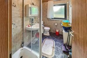 Vielseitiges Mehrfamilienhaus in Würzburg-Lengfeld – Ruhige Lage trifft auf Wohnkomfort und Gartenid – Die vollständige Adresse der Immobilie erhältst du vom Anbieter., 97076 Lengfeld, Würzburg – Vorschaubild 5