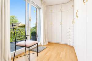 Die Kunst, genau richtig zu wohnen: Design, Ruhe und Lebensqualität – Ihr neues Zuhause in Sasel – Die vollständige Adresse der Immobilie erhältst du vom Anbieter., 22393 Sasel, Hamburg – Vorschaubild 10