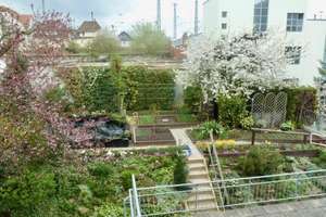 Sonnige Altbauwohnung in bester Citylage mit Garten und Balkon – Güterbahnhofstr. 26, 70806 Kornwestheim – Vorschaubild 2