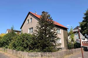 3,5-Zimmer-Wohnung mit Garage im 1. Obergeschoss – Die vollständige Adresse der Immobilie erhältst du vom Anbieter., 46236 Stadtmitte, Bottrop – Vorschaubild 2