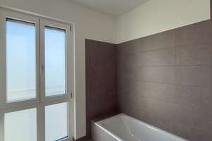 Luxuriöse 4 Zimmer Wohnung mit Balkon Tiefgarage – Die vollständige Adresse der Immobilie erhältst du vom Anbieter., 55252 Mainz-Kastel, Wiesbaden – Vorschaubild 9