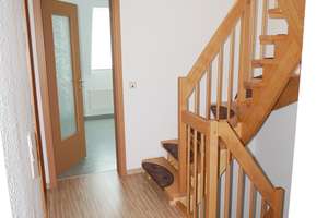 Charmantes Reihenendhaus mit Garage und Stellplatz – ideal für Familien! – Die vollständige Adresse der Immobilie erhältst du vom Anbieter., 9247 Röhrsdorf, Chemnitz – Vorschaubild 13