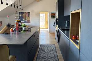 Lebensraum mit Weitblick: 4-Zimmer-Dachgeschosswohnung in Rosenheim – Eichfeldstraße 56, 83026 Happing, Rosenheim – Vorschaubild 4