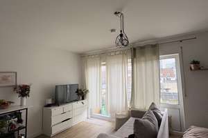 UNTERMIETE 3 MONATE 1.4 - 1 Zimmer Mit Balkon Nähe Uni Köln , Sülz