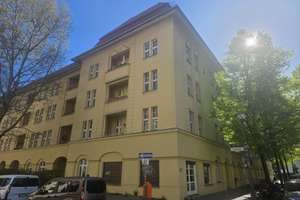 Top-Lage zw. Anton-u. Pistoriusplatz/Großzügige Stuck-Altbauwohnung in attraktiver, ruhiger Kiezlage – Charlottenburger Str. 2, 13086 Weißensee, Berlin – Vorschaubild 1