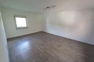 Wohnung mit Hausgefühl - alleiniger Garten/Terrasse/Keller, Einbauküche & Kamin – Die vollständige Adresse der Immobilie erhältst du vom Anbieter., 51371 Bürrig, Leverkusen – Vorschaubild 8