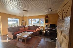 Schöne geräumige 4-Zimmer-Wohnung mit Balkon im 1.OG in Friedrichsdorf-Seulberg zu vermieten  – Die vollständige Adresse der Immobilie erhältst du vom Anbieter., 61381 Friedrichsdorf – Vorschaubild 5