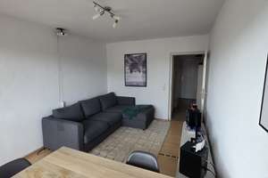 Zentral gelegene 2-Zimmer-Wohnung mit Balkon in Stuttgart West, 3. OG, unmöbliert – Hegelstraße 51, 70174 Hölderlinplatz, Stuttgart – Vorschaubild 2