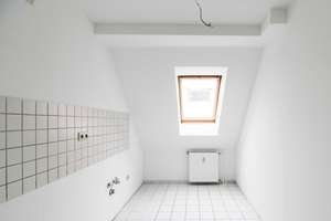 Sofort bezugsfrei: Frisch renovierte Dachgeschosswohnung (ohne Aufzug) im Altbau mit großem Balkon – Die vollständige Adresse der Immobilie erhältst du vom Anbieter., 13189 Pankow (Ortsteil), Berlin – Vorschaubild 6