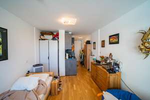 Hochwertige 1-Zimmer-Wohnung mit Stellplatz – 93051 Großprüfening-Dechbetten-Königswiesen, Regensburg – Vorschaubild 2