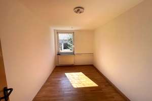 Barrierefreier modernisierter Bungalow mit Wintergarten in Nürnberg-Langwasser! – Die vollständige Adresse der Immobilie erhältst du vom Anbieter., 90473 Langwasser Südost, Nürnberg – Vorschaubild 27