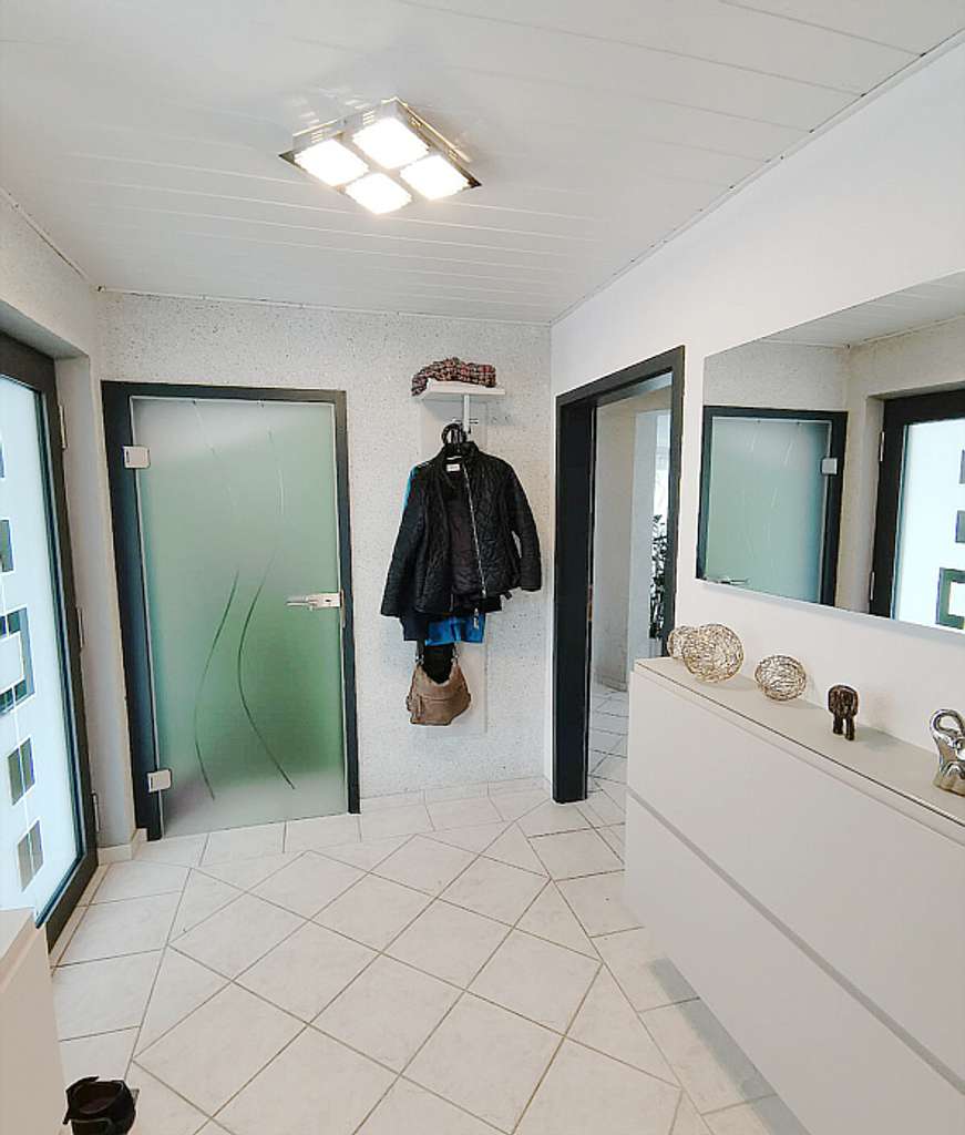 Immobilie in Gerhardshofen - Elegantes Einfamilienhaus mit 4 Zimmern in Gerhardshofen - Bild 4