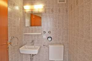 AIGNER - Großzügige 3-Zimmer-Wohnung im Hochparterre in Solln! – Die vollständige Adresse der Immobilie erhältst du vom Anbieter., 81477 Solln, München – Vorschaubild 13