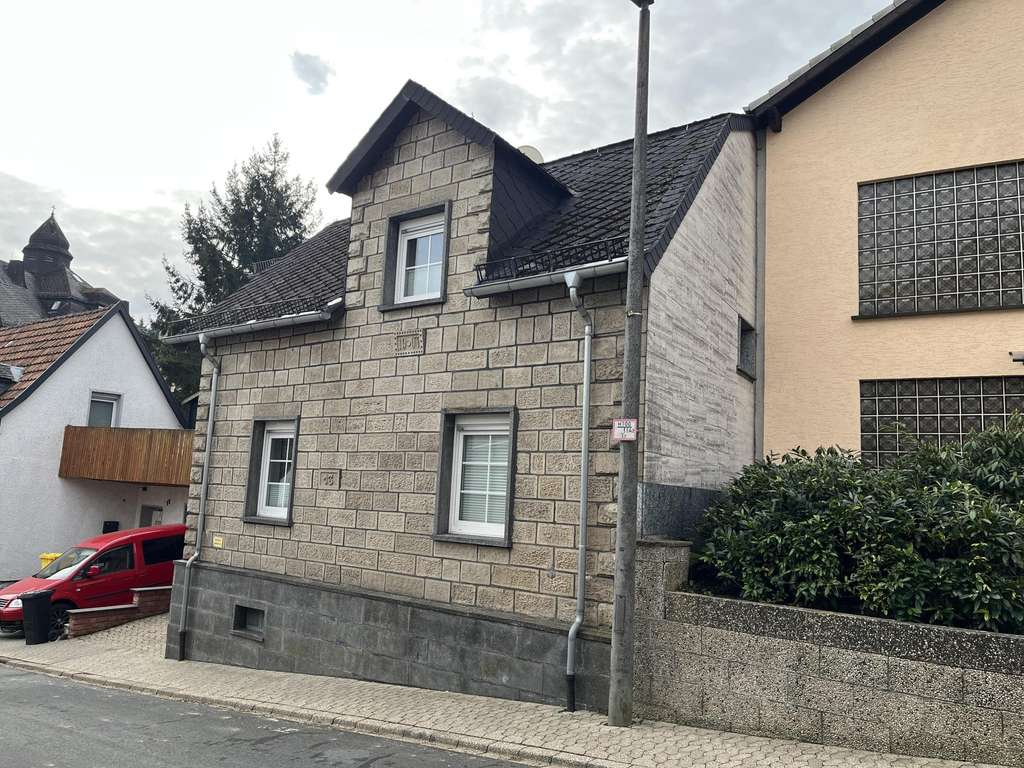 Immobilie in Kempenich - Ihr Wohntraum in ruhiger Ortslage! - Bild 2