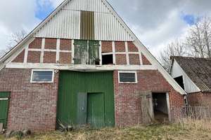Großzügiges landwirtschaftliches Areal mit abrissreifen Bestandsgebäuden in Osten-Isensee – Die vollständige Adresse der Immobilie erhältst du vom Anbieter., 21756 Osten – Vorschaubild 1